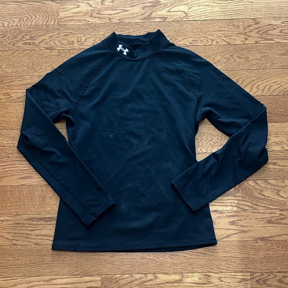 Under Armour Kids Long Sleeve Tee in Black